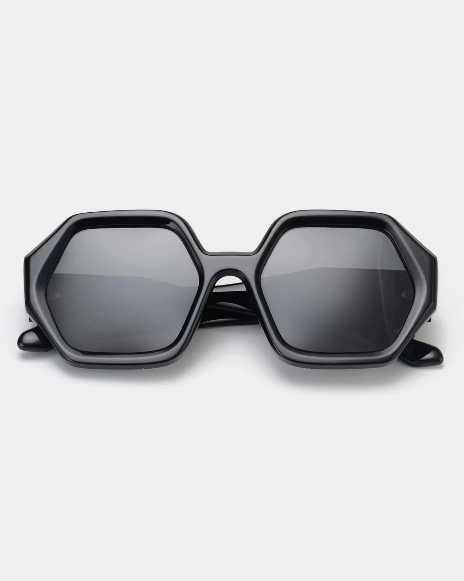 STIEGLITZ Ula Sunglasses | Black Online