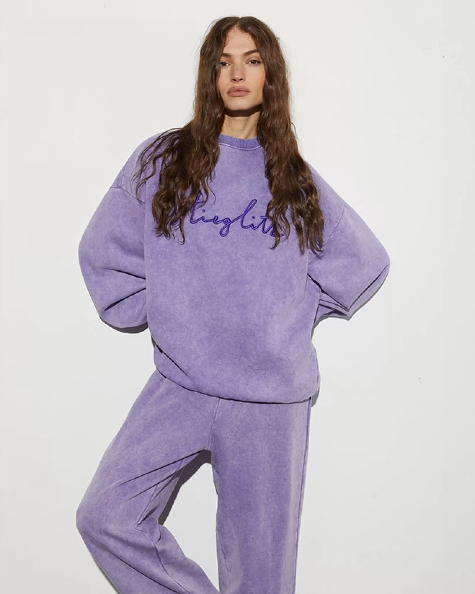 STIEGLITZ Worn Out Sweater | Washed Purple Fashion